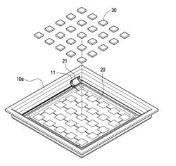 ILLUMINATING DEVICE AND METHOD FOR MANUFACTURING THE SAME