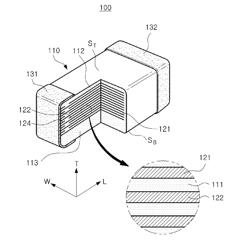 MULTILAYERED CERAMIC CAPACITOR, MOUNTING STRUCTURE OF CIRCUIT BOARD HAVING MULTILAYERED CERAMIC CAPACITOR THEREON, AND PACKING UNIT FOR MULTILAYERED CERAMIC CAPACITOR