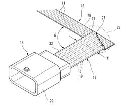 Connecting structure and connecting method for flexible flat cable