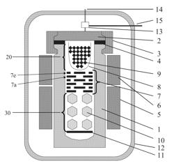 REACTOR DESIGN FOR GROWING GROUP III NITRIDE CRYSTALS AND METHOD OF GROWING GROUP III NITRIDE CRYSTALS