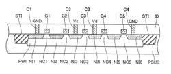 Semiconductor device including dummy transistors with reduced off-leakage current