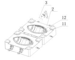 Polyurethane foam toys with no restriction on playing environment and the manufacturing method thereof