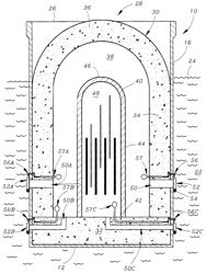 Floating nuclear power reactor with a self-cooling containment structure