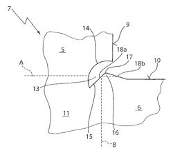 Sheet metal blank and method for producing a sheet metal component having a laser-welding-compliant triangular corner