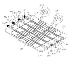 APPARATUS FOR CUTTING SOLAR PANEL