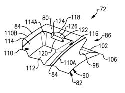 Seal arc segment with anti-rotation feature