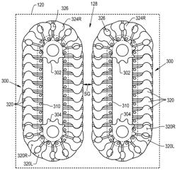 CONVEYOR CHAIN WITH MULTI-SEGMENT CONVEYING FLOOR