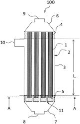 Hollow fiber membrane module and method for operating same