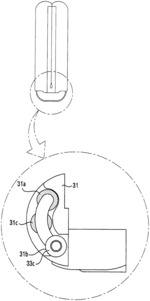 Foldable electronic device and hinge structure thereof