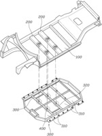 VEHICLE BODY WITH BATTERY CONNECTED THERETO