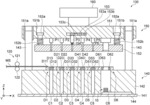 Device for manufacturing laminated iron core and method for manufacturing laminated iron core