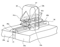 SEMICONDUCTOR DEVICE AND METHOD OF MANUFACTURING SEMICONDUCTOR DEVICE