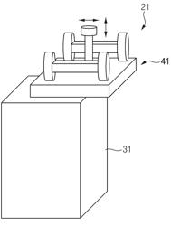 APPARATUS FOR TRANSPORTING ARTICLE