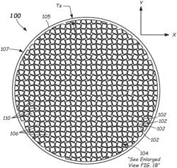 Tilted cell honeycomb body, extrusion die and method of manufacture thereof