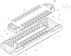 CONNECTOR AND CONNECTOR ASSEMBLY