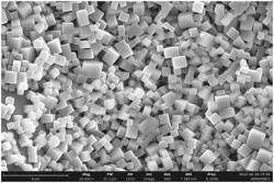 METHOD FOR PREPARING FLAT-SURFACED MAPbBr3 PEROVSKITE BLOCK AND USE THEREOF