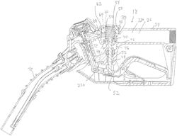 FLUID DISPENSING DEVICE WITH REDUCED OPENING FORCE