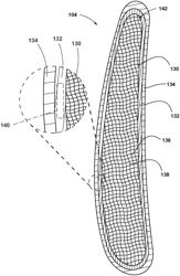 TURBINE ENGINE WITH A BLADE HAVING WOVEN CORE AND TOUGHENED REGION