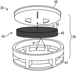 INTEGRATED FILTERING SYSTEMS FOR TRACTION BATTERY PACKS