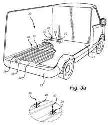 A FASTENING SYSTEM FOR EQUIPMENT IN A CARGO SPACE OF A VEHICLE AND METHOD FOR FASTENING THE EQUIPMENT